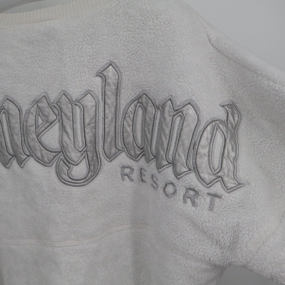Disney Spirit Jersey‎ White Sherpa Fleece Disneyland Resort Unisex M Polar Bear - Picture 5 of 9